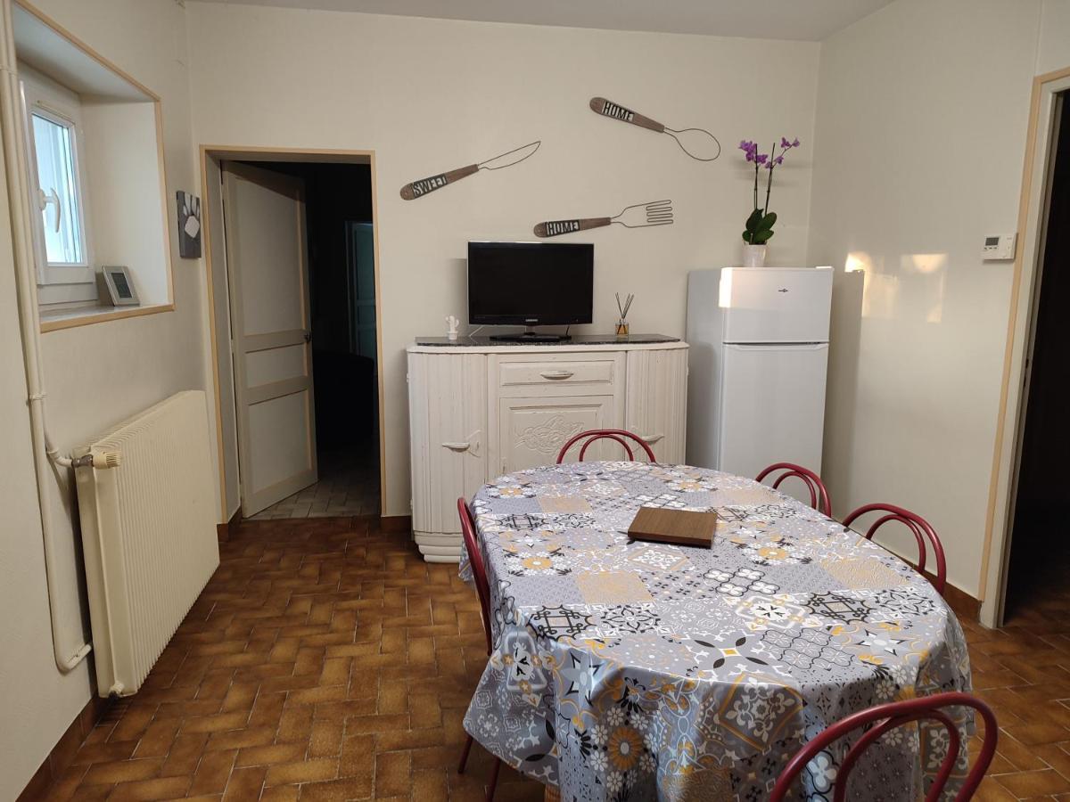 Gite Chez Jeannot Azay-le-Ferron Eksteriør billede